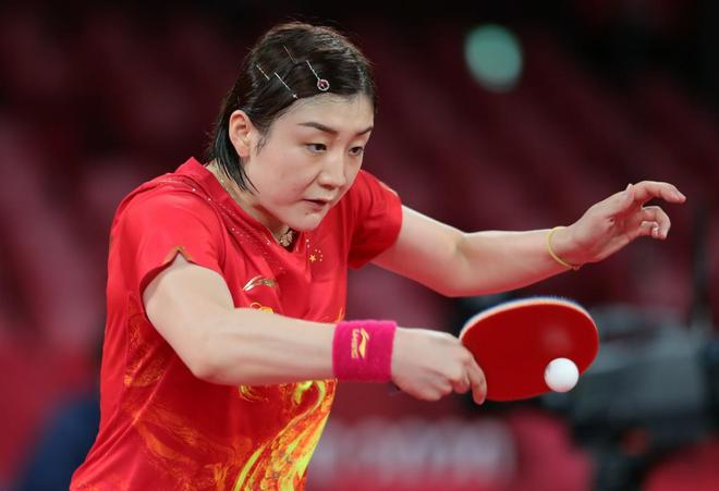 戴维斯有更 戴维斯有更