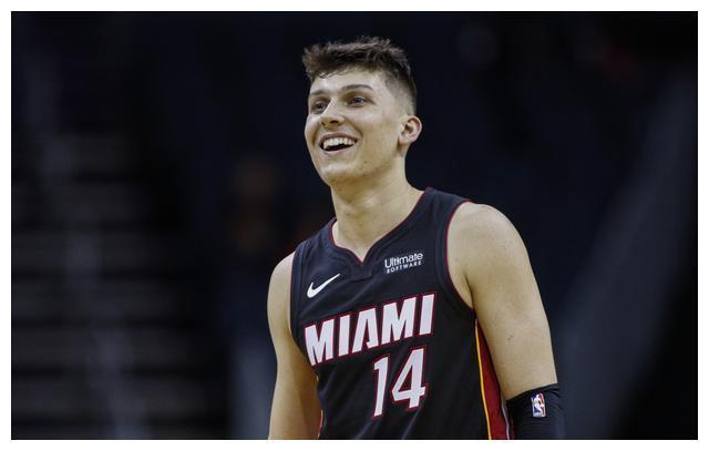 波动就成为 波动就成为