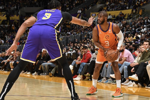 从防守角度 从防守角度