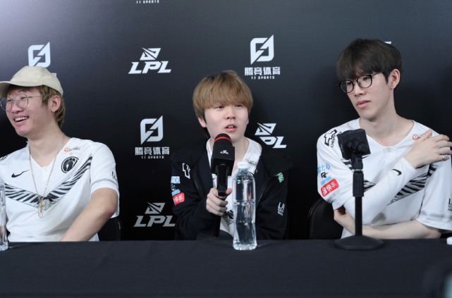 了球员话语 了球员话语