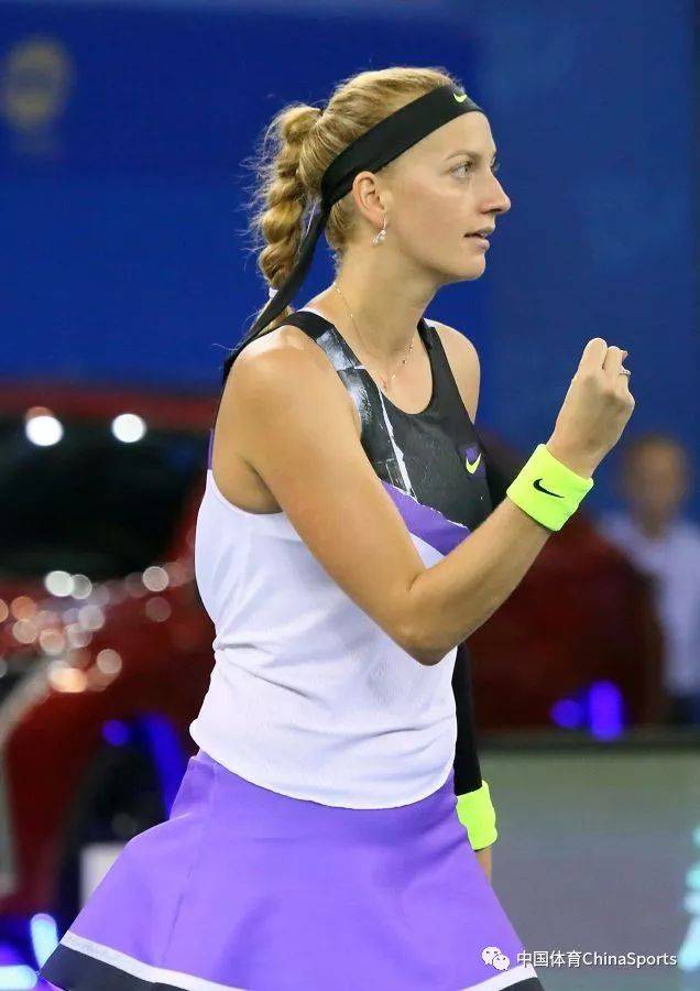 地上足球 地上足球